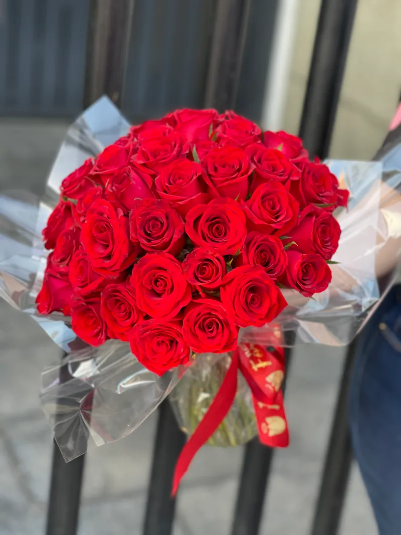 BOUQUET COM 50 ROSAS VERMELHAS